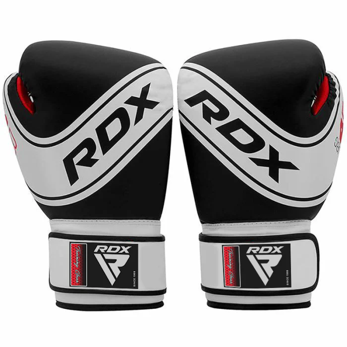RDX J13 Junior 2ft Punch Bag and Gloves Set - Image 4