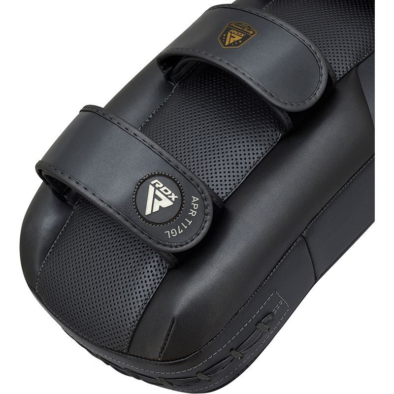 RDX T17 Aura Thai Pad - Image 17